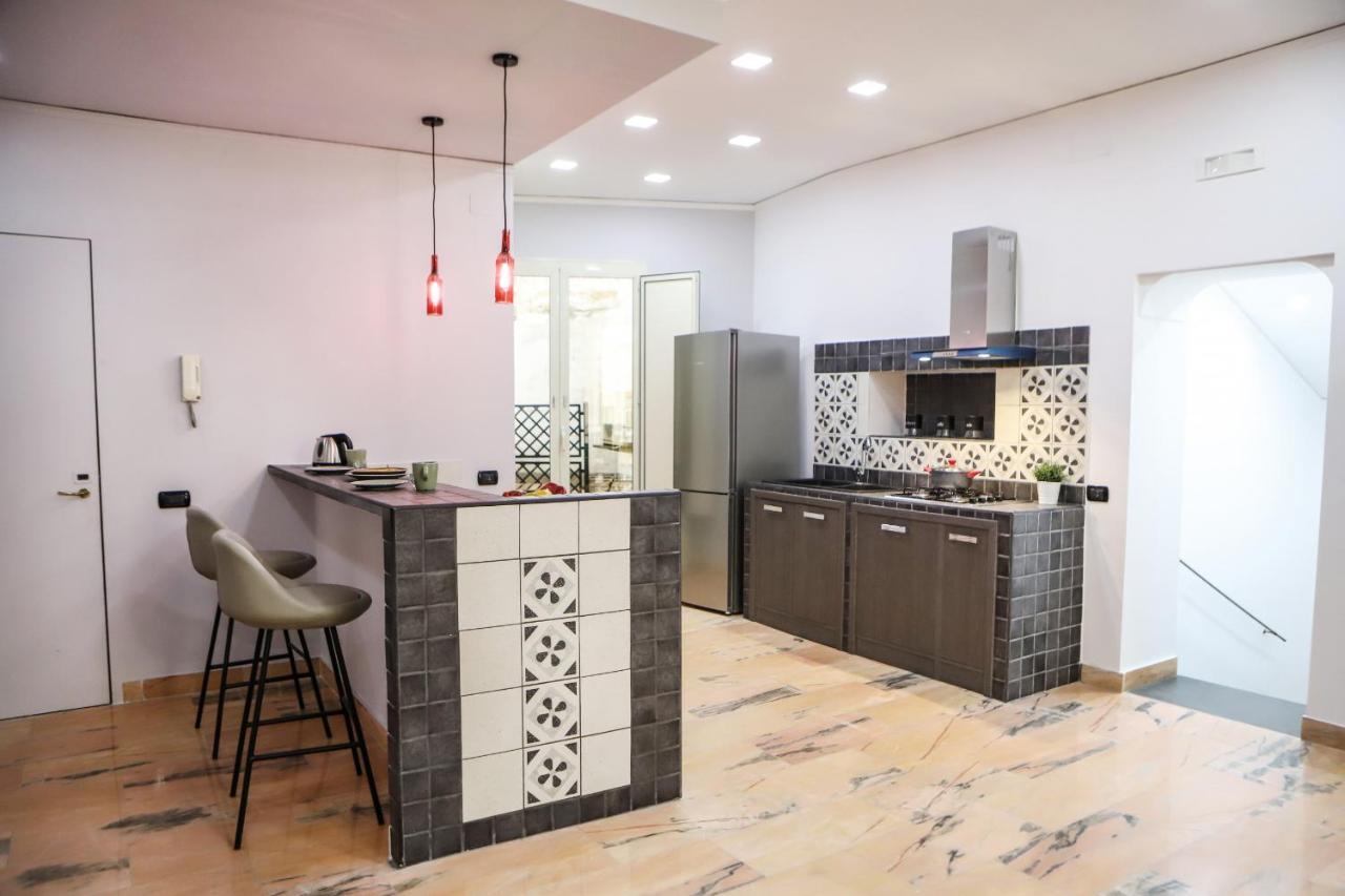 Modern Apartment At Piazza Del Gesu' By Wonderful Italy Neapol Zewnętrze zdjęcie