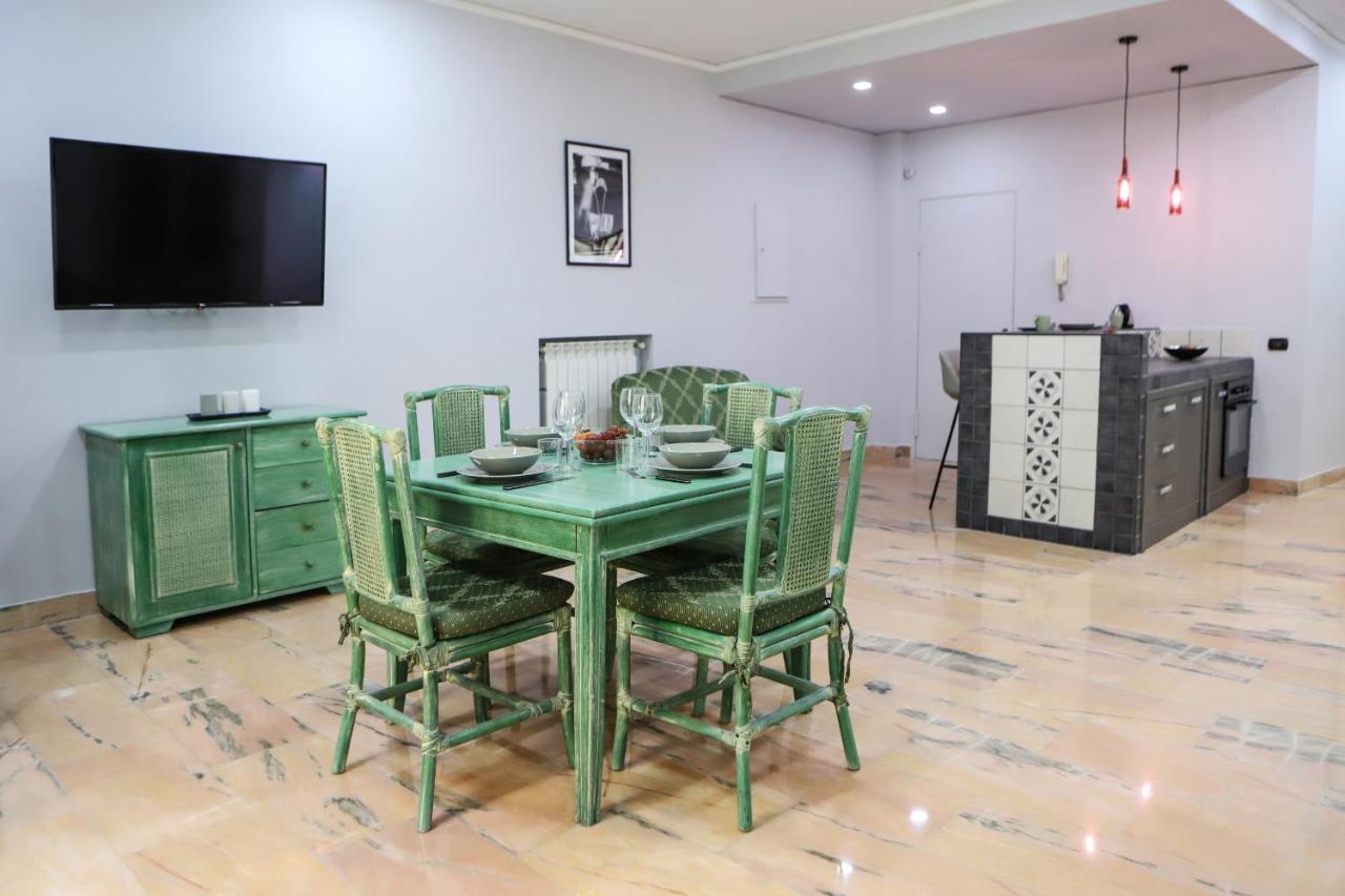 Modern Apartment At Piazza Del Gesu' By Wonderful Italy Neapol Zewnętrze zdjęcie
